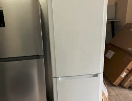 холодильник Аристон Тбилиси