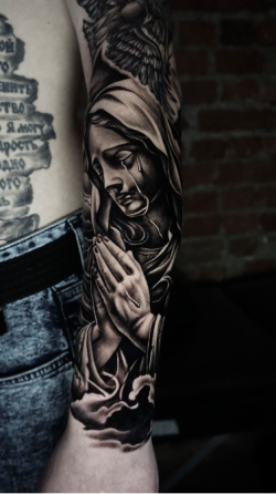 Тату мастер ბათუმი