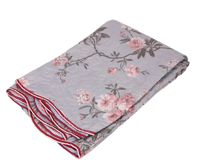 Двуспальное одеяло размером 210x240 см — идеальный выбор для вашей спальни. Тбилиси - изображение 1