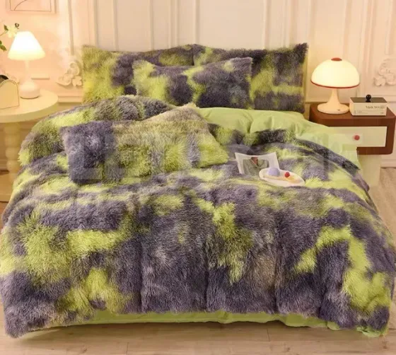 Ფულეს თეთრეული ბეწვის ზედაპირით თბილისი