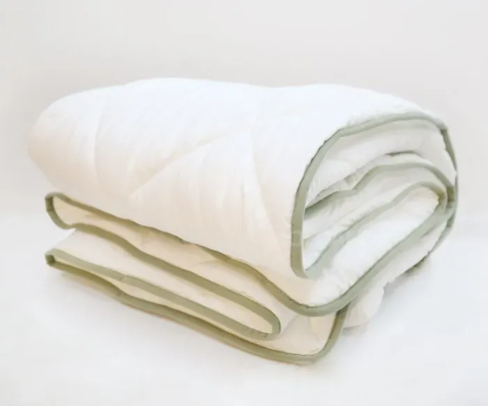 Ткань для одеяла, четырехцветная, размер 195х215. Тбилиси - изображение 1