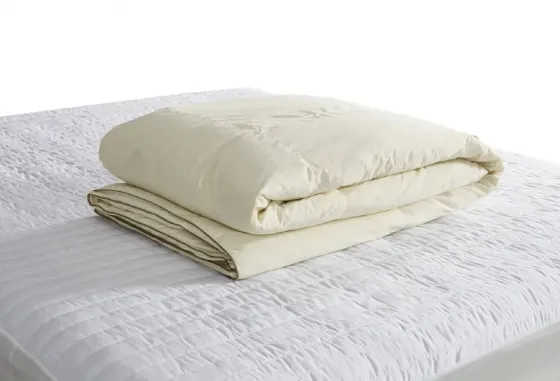 Продается: плед из даунии, длина - 195 см / глубина - 00 см / высота - 215 см Тбилиси