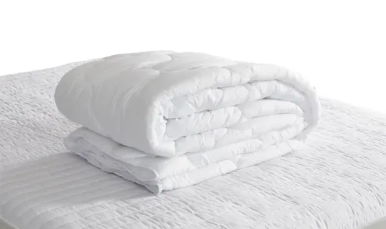 Продается одеяло Polly, размеры: длина - 195 см / глубина - 00 см / высота - 215 см. Тбилиси