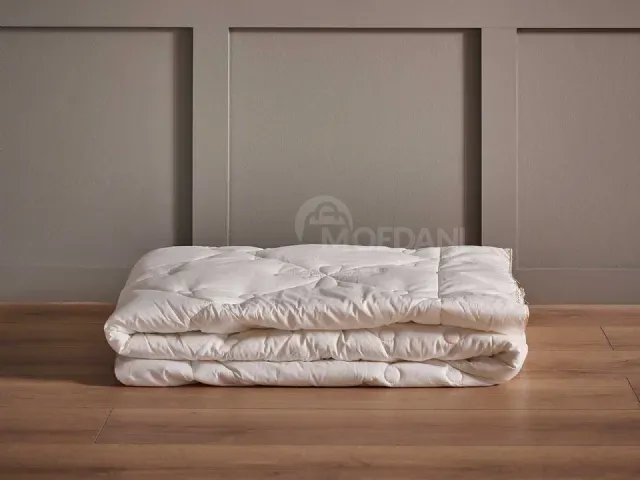 Продается бамбуковое одеяло размером 155х215 см. Тбилиси - изображение 1