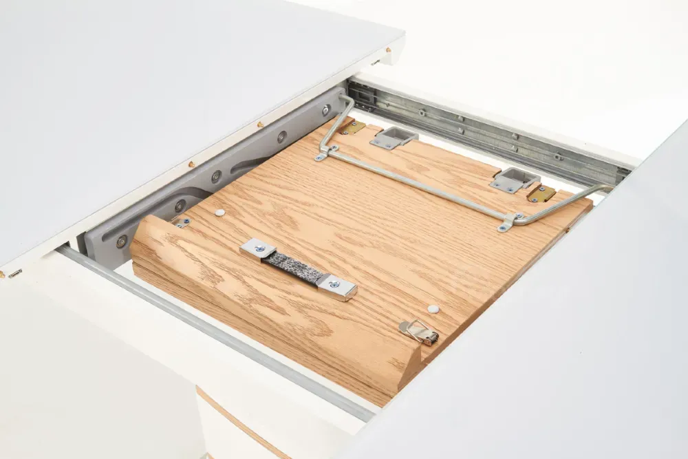 Продается стол из МДФ с натуральным шпоном и стеклом, Торонто. Тбилиси - изображение 2