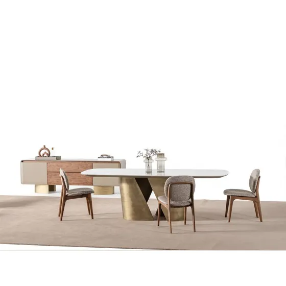 У нас в продаже стол Harmony с закаленным стеклом. Тбилиси