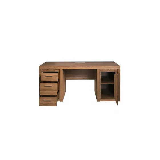 Продается компьютерный стол из бархатного дуба. Тбилиси