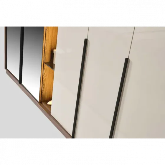 Шкаф бежевый 277х58х240 Тбилиси