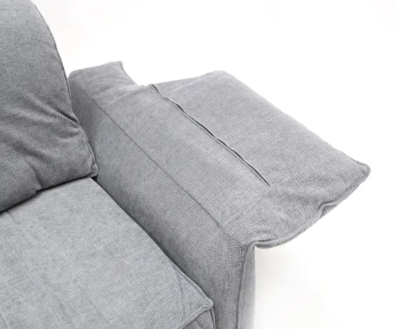 В комнате есть серый диван-кровать. Тбилиси - изображение 5