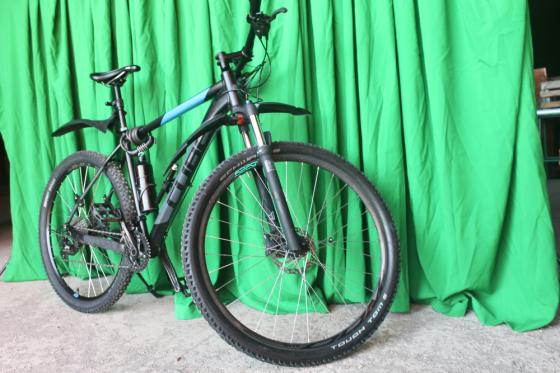 Იყიდება გერმანული ველოსიპედი Cube-კარგი მდგემარეობაში-საბუდავის ზომა 29 -xl. ბათუმი