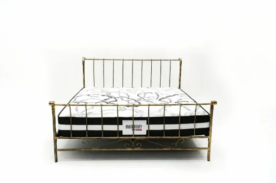 Металлическая кровать медного цвета, 180х200 Тбилиси