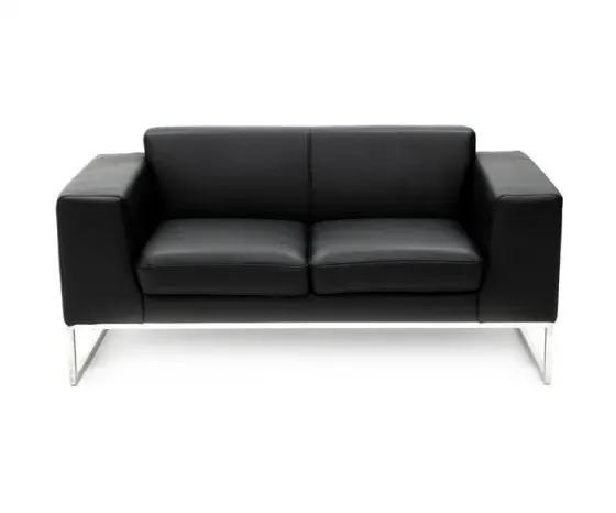 Черный кожаный диван Тбилиси