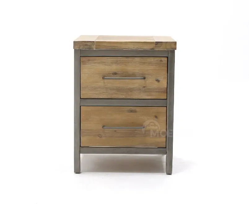 Жёлтый деревянный насос Тбилиси - изображение 1