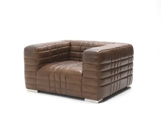 Коричневое кожаное кресло 128х112х67 Тбилиси