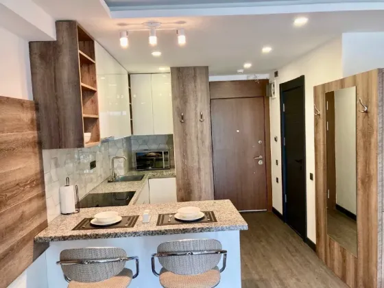 ქირავდება 1 ოთახიანი ბინა 40მ² 12/16 სართ ბათუმი