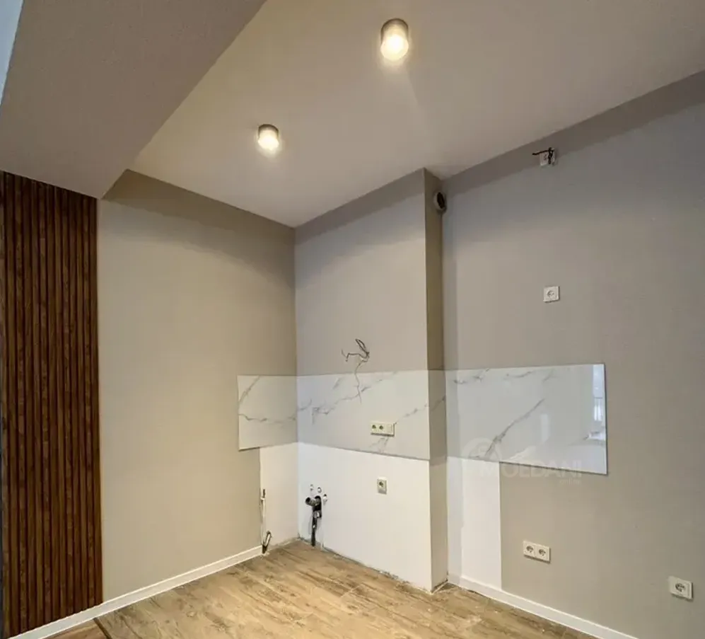 Apartments For Sale two-room 56м² 3/6 floor Tbilisi - photo 4