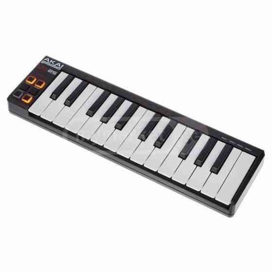 Akai LPK25 keyboard controller Midi controller Tbilisi