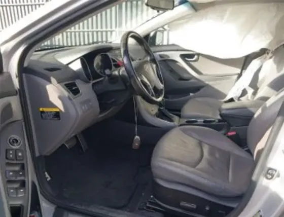 Hyundai Elantra 2015 Tbilisi