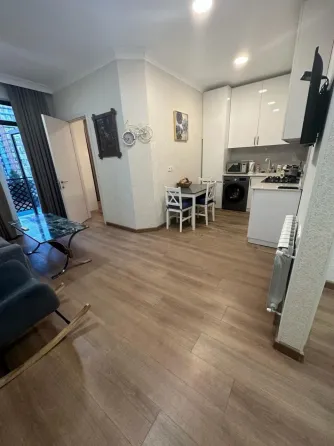 იყიდება 2 ოთახიანი ბინას 45მ² 7/9 სართ ბათუმი