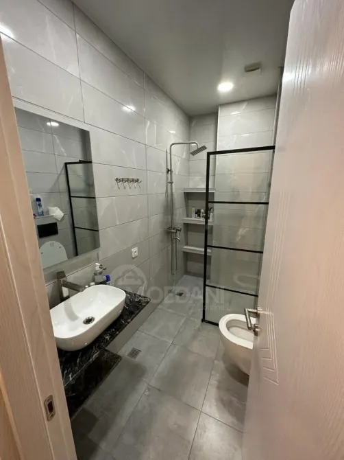 იყიდება 2 ოთახიანი ბინას 45მ² 7/9 სართ ბათუმი - photo 9