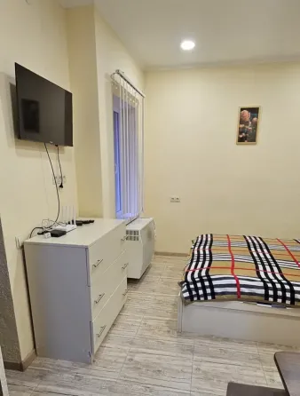 Apartments For Rent one-room 30м² 1/3 floor Tbilisi