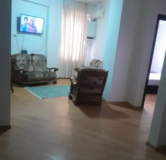 ქირავდება 2 ოთახიანი ბინა 60მ² 4/14 სართ თბილისი