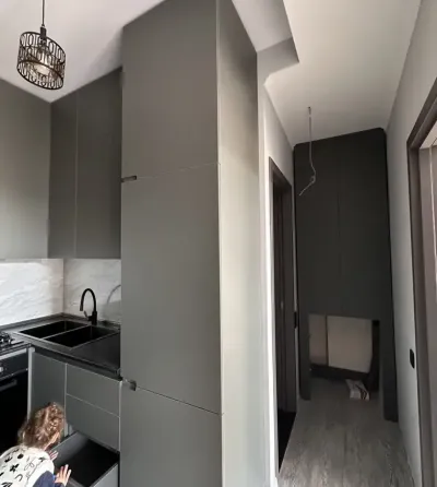 ქირავდება 2 ოთახიანი ბინა 50მ² 7/7 სართ თბილისი