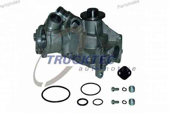 Насос - помпа системы охлаждения ДВС Trucktec 02.19.153 Тбилиси