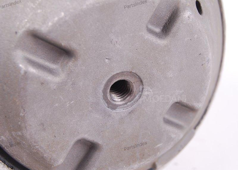 опора двигателя (СПЕРЕДИ СЛЕВА И СПРАВА) Mercedes-Benz 210 240 20 17 Тбилиси - изображение 5