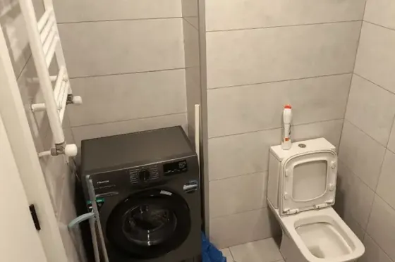 ქირავდება 2 ოთახიანი ბინა 40მ² 11/15 სართ თბილისი