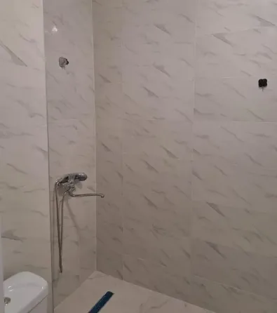 ქირავდება 2 ოთახიანი ბინა 40მ² 11/15 სართ თბილისი