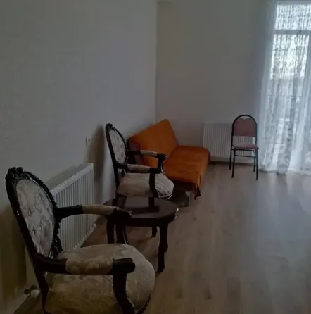 ქირავდება 2 ოთახიანი ბინა 40მ² 11/15 სართ თბილისი