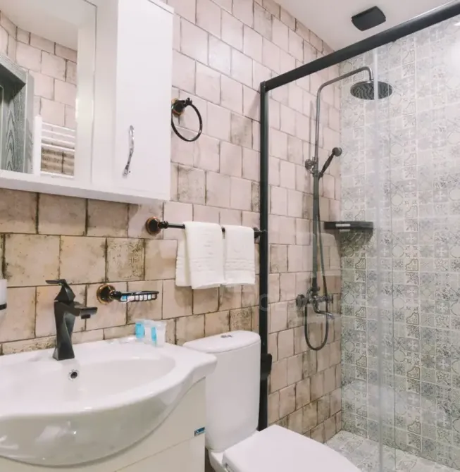 ქირავდება 2 ოთახიანი ბინა 33მ² 1/2 სართ თბილისი - photo 7