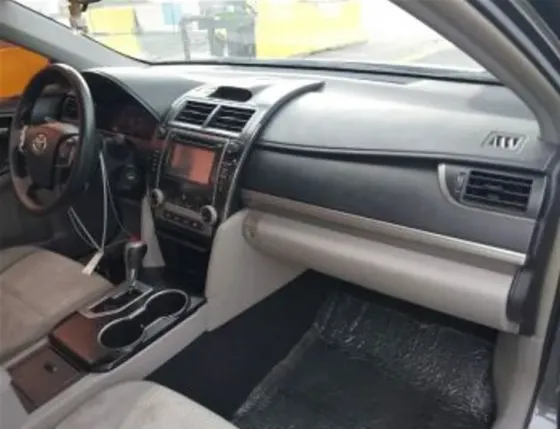 Toyota Camry 2.5L 2014 თბილისი
