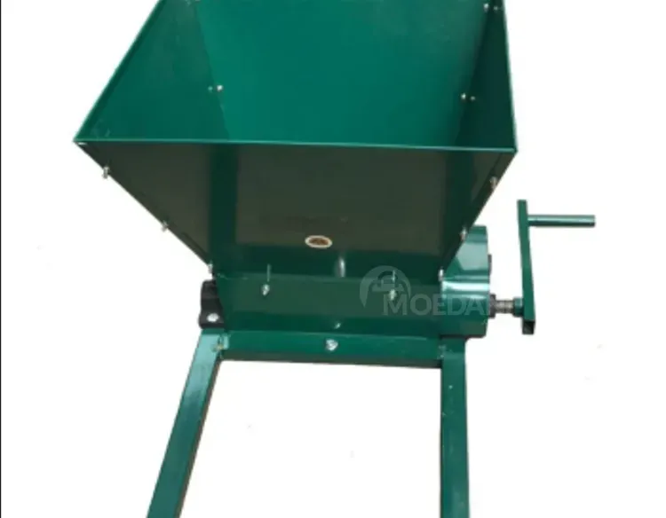 Механический пресс для винограда 