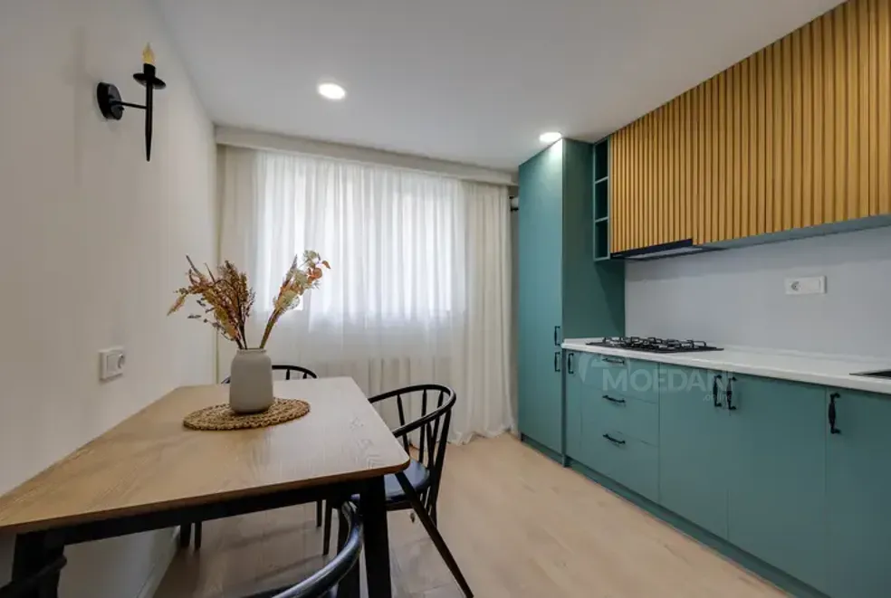 Apartments For Sale four-room 75м² 1/6 floor Tbilisi - photo 2