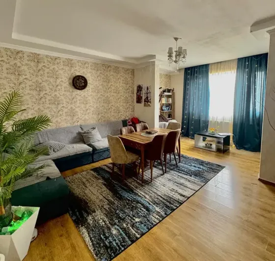 Apartments For Sale five-room 98м² 5/9 floor Tbilisi
