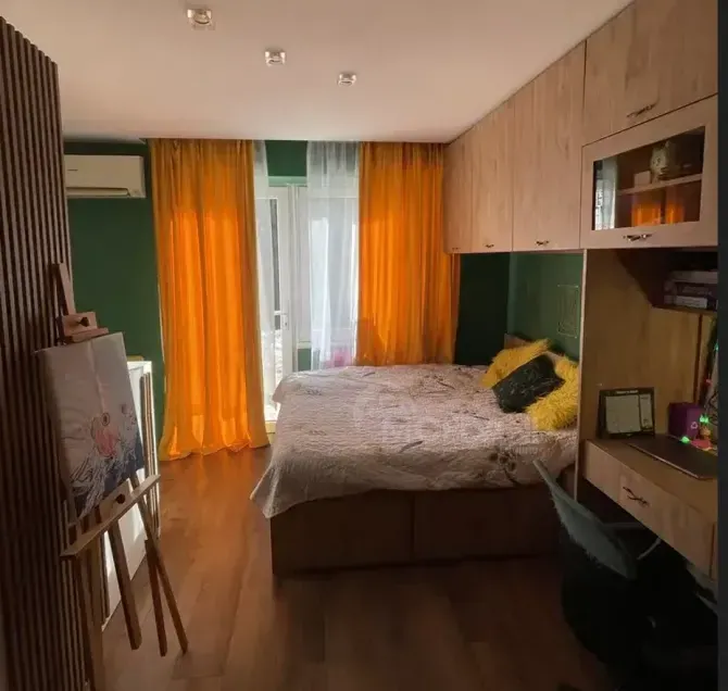 Apartments For Sale one-room 70м² 3/5 floor Tbilisi - photo 1