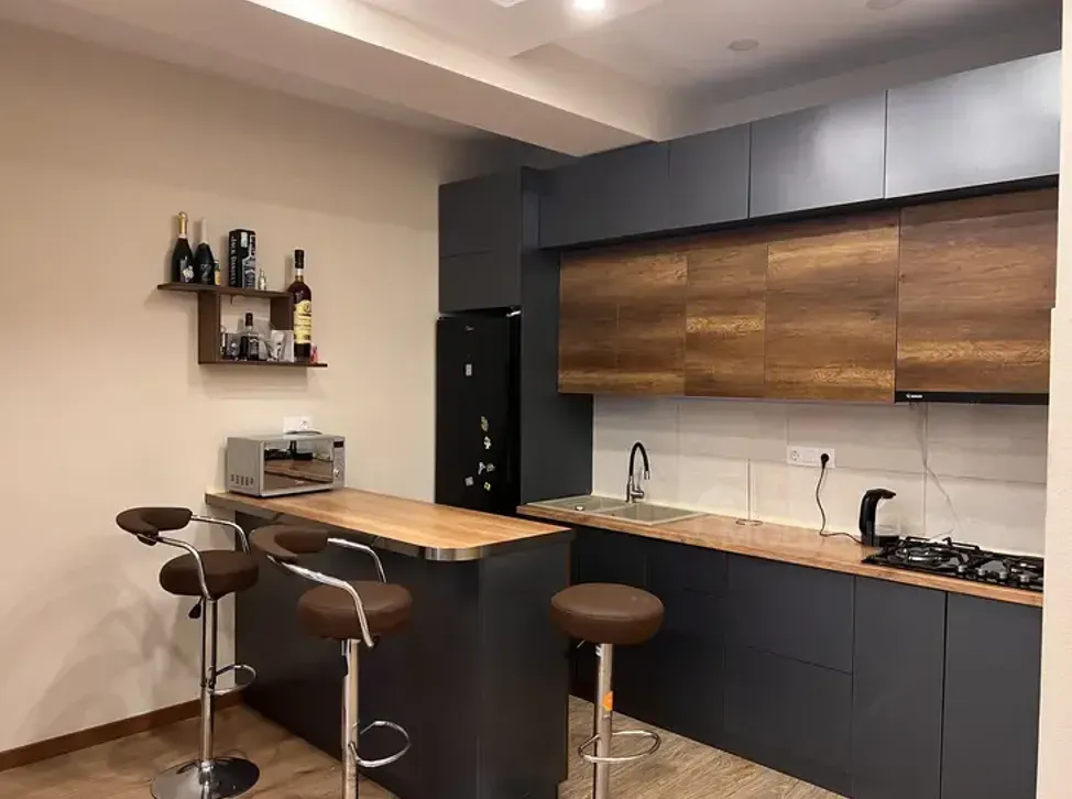 Продам 2-комн. квартиру 55м² 3/11 эт. Тбилиси - изображение 3