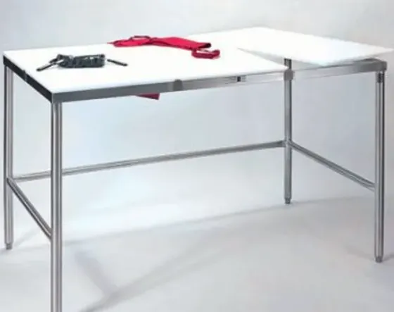 Стальной стол с полиэтиленовой столешницей (180x80x85) Тбилиси