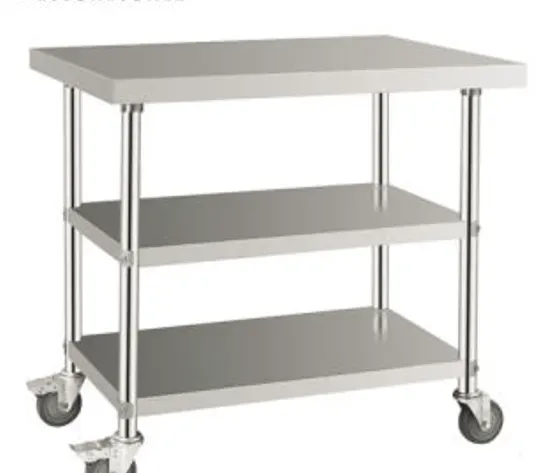 Стол из нержавеющей стали с двумя полками внизу. Тбилиси