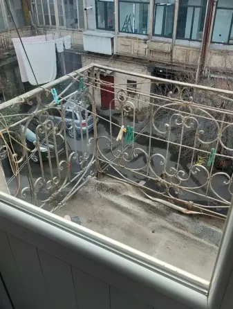 ქირავდება 2 ოთახიანი ბინა 45მ² 3/4 სართ თბილისი