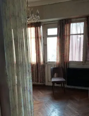 Продам 2-комн. квартиру 70м² 8/8 эт. Тбилиси