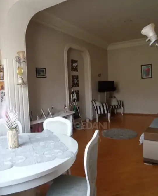 იყიდება 3 ოთახიანი ბინას 109მ² 1/3 სართ თბილისი - photo 2