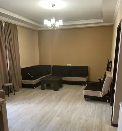 იყიდება 3 ოთახიანი ბინას 71მ² 6/10 სართ თბილისი