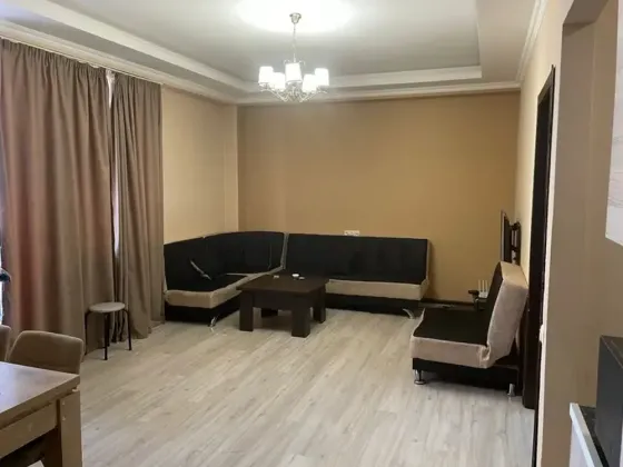 იყიდება 3 ოთახიანი ბინას 71მ² 6/10 სართ თბილისი