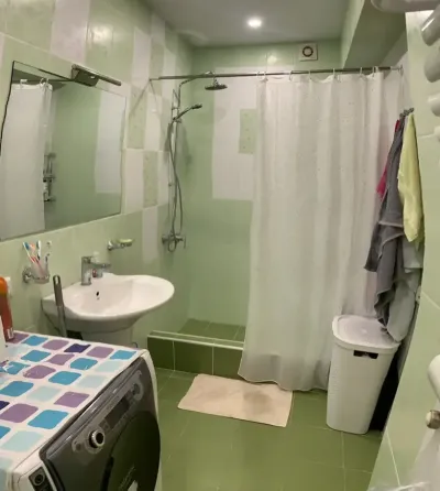 იყიდება 4 ოთახიანი ბინას 120მ² 9/9 სართ თბილისი