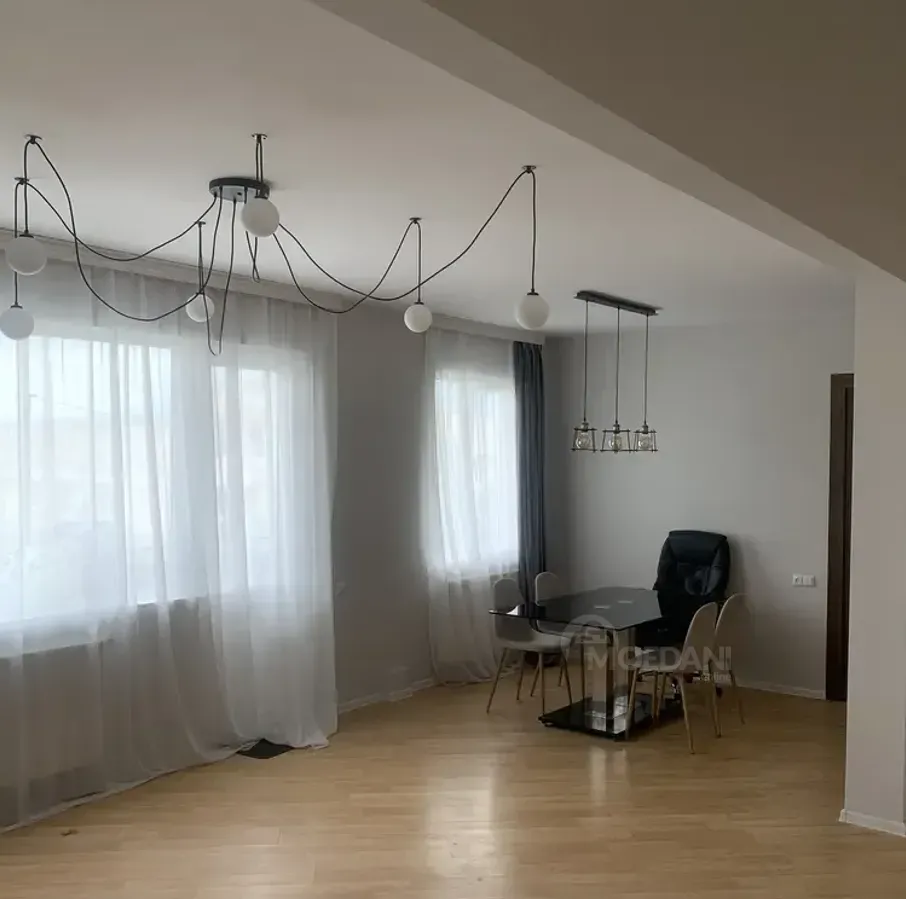 იყიდება 4 ოთახიანი ბინას 120მ² 9/9 სართ თბილისი - photo 2