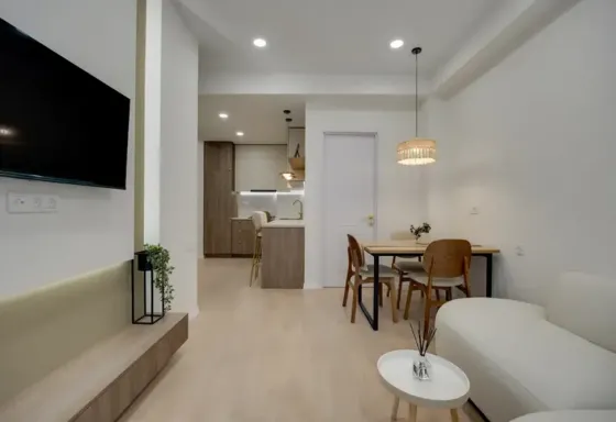 იყიდება 3 ოთახიანი ბინას 56.5მ² 6/7 სართ თბილისი