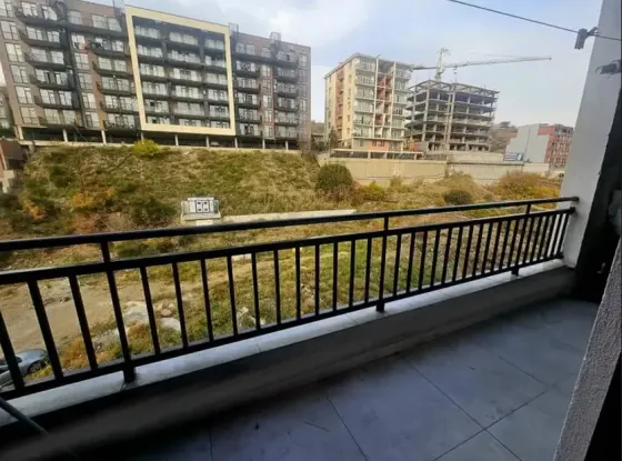 იყიდება 2 ოთახიანი ბინას 35მ² 9/15 სართ თბილისი